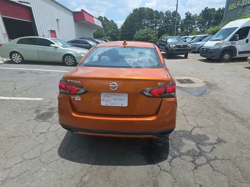 Used 2020 Nissan Versa SV w/ Trunk Package FWD image 4