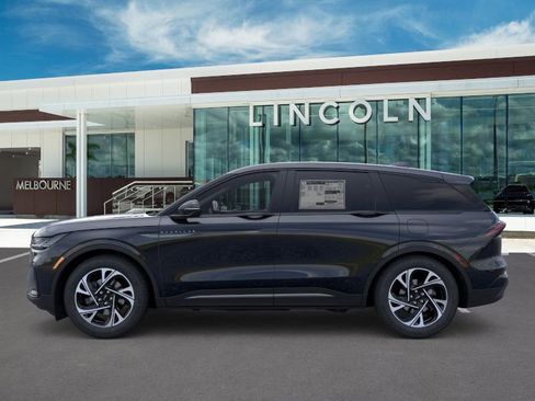 New 2025 Lincoln Nautilus Premier w/ Jet Appearance Package image 3