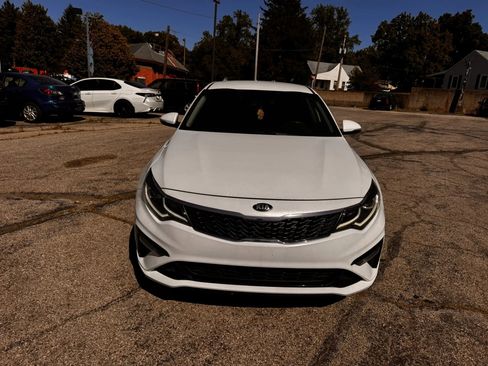 Used 2020 Kia Optima LX FWD image 2