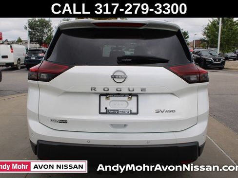 Used 2024 Nissan Rogue SV AWD/4WD image 8