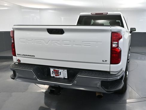 Used 2022 Chevrolet Silverado 2500 LT image 7