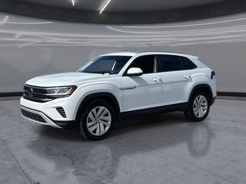 Used 2022 Volkswagen Atlas Cross Sport SE w/ Panoramic Sunroof Package AWD/4WD image 3