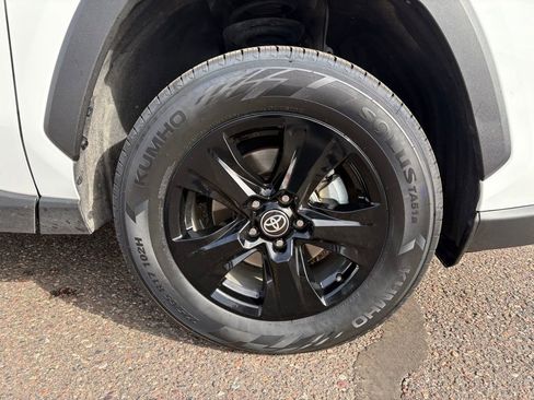 Certified 2024 Toyota RAV4 XLE w/ Convenience Package image 11