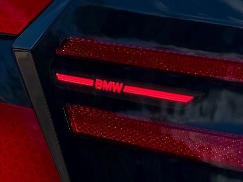 Used 2026 BMW X5 M Competition w/ Executive Package image 93