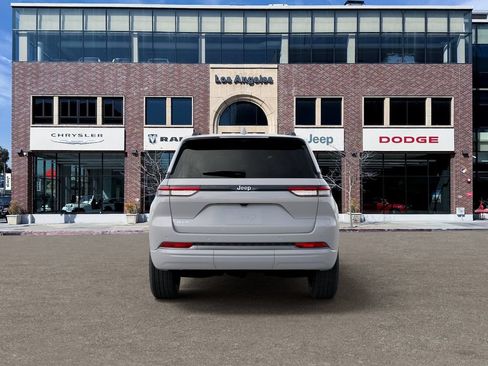New 2026 Jeep Grand Cherokee Limited AWD/4WD image 7