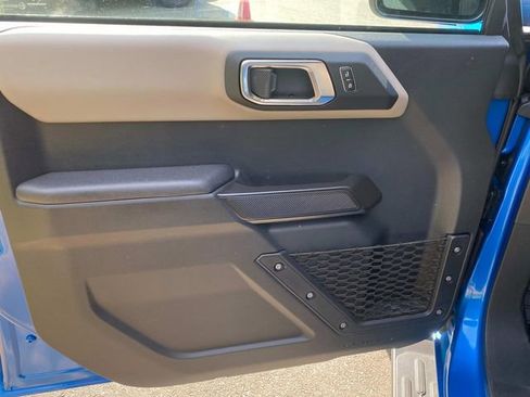 Used 2024 Ford Bronco Wildtrak image 12