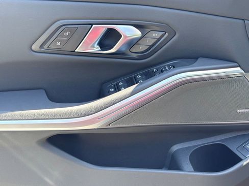 New 2026 BMW 330i Sedan w/ M Sport Package RWD image 17