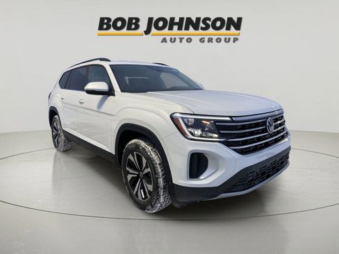 New 2026 Volkswagen Atlas SE AWD/4WD image 1