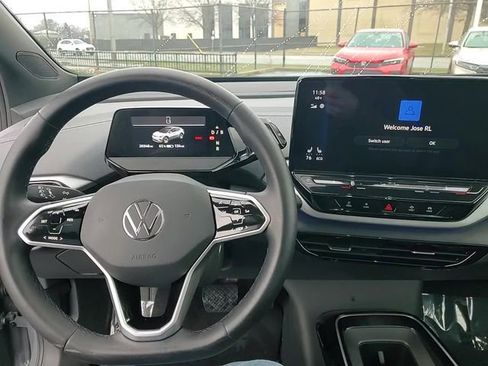 Used 2023 Volkswagen ID.4 Pro S image 25