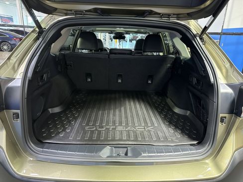 Used 2023 Subaru Outback Touring XT AWD/4WD image 31