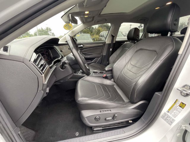 Used 2019 Volkswagen Jetta SEL Premium FWD image 16