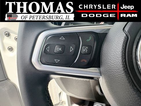 Used 2019 Jeep Wrangler Unlimited Sahara AWD/4WD image 19
