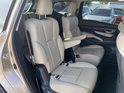 Used 2019 Subaru Ascent Limited AWD/4WD image 17