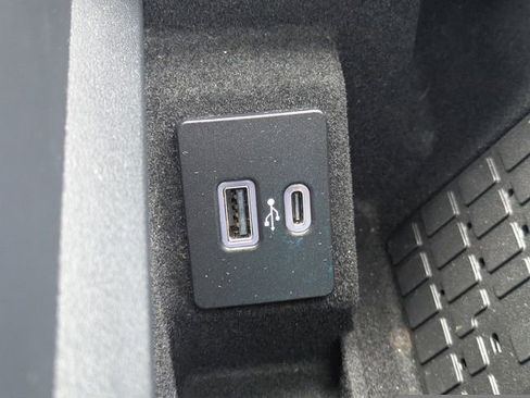 Used 2022 Lincoln Navigator Reserve image 24