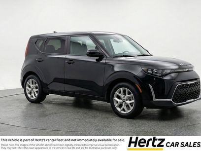 Used 2025 Kia Soul LX w/ LX Technology Package