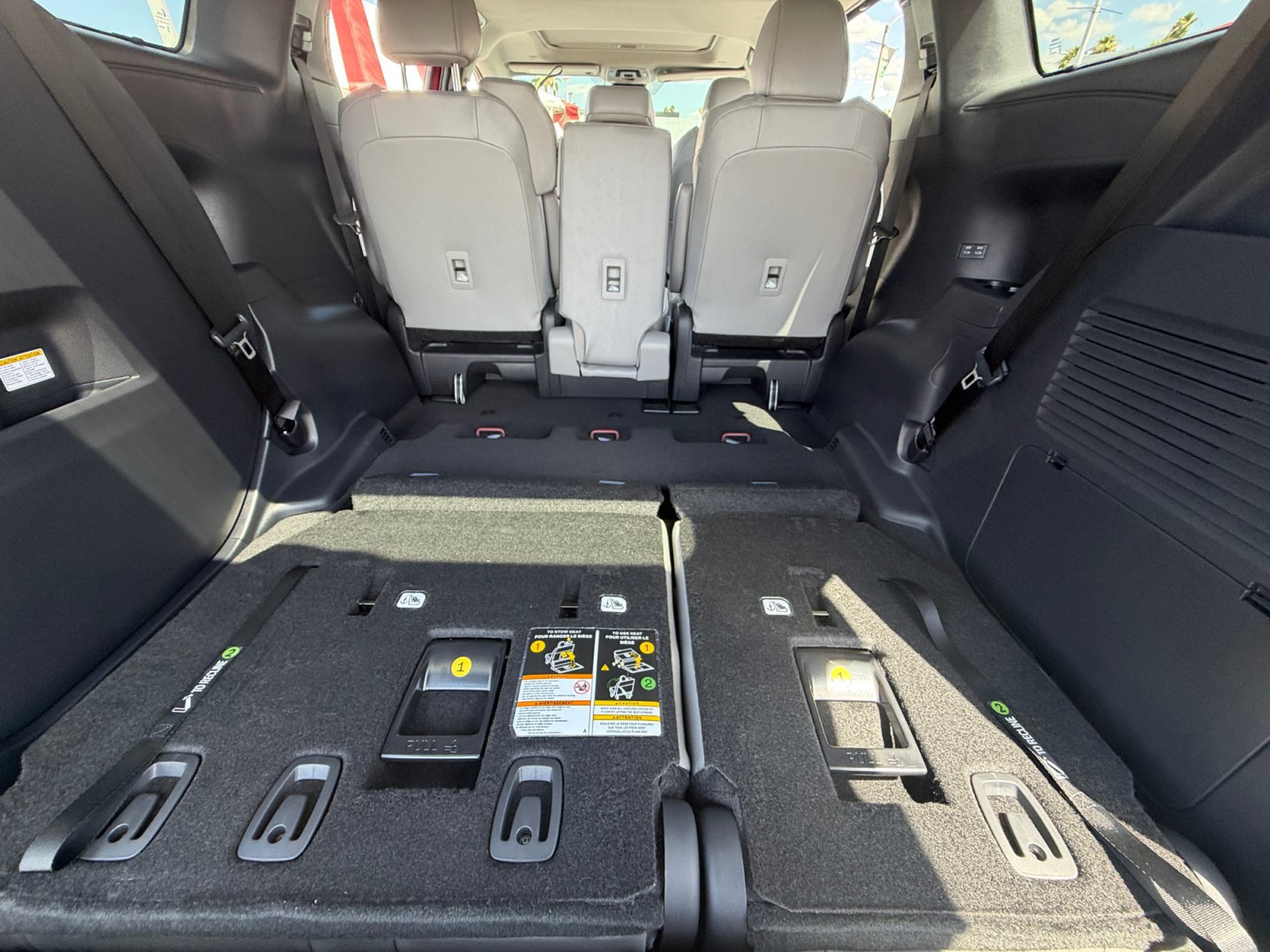 Certified 2026 Toyota Sienna XLE FWD image 16