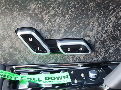 New 2026 Land Rover Range Rover Sport SV image 23