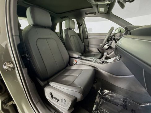 Certified 2025 Audi Q3 2.0T Premium w/ Convenience Package AWD/4WD image 28