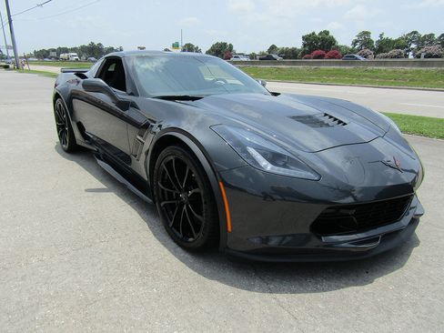 Used 2018 Chevrolet Corvette Grand Sport RWD image 3