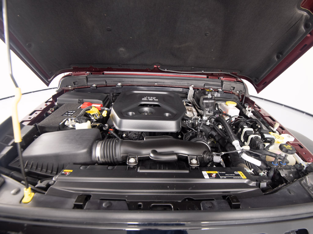 Used 2021 Jeep Wrangler Sport AWD/4WD image 34
