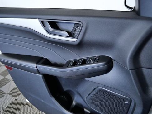 Certified 2022 Ford Escape SE w/ Cold Weather Package FWD image 26