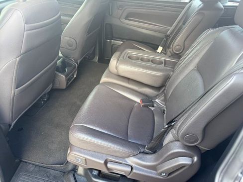Used 2018 Honda Odyssey EX-L image 12