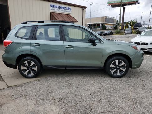 Used 2017 Subaru Forester 2.5i w/ Alloy Wheel Package image 10