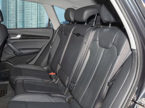 Used 2018 Audi Q5 2.0T Premium Plus w/ Premium Plus Package image 17