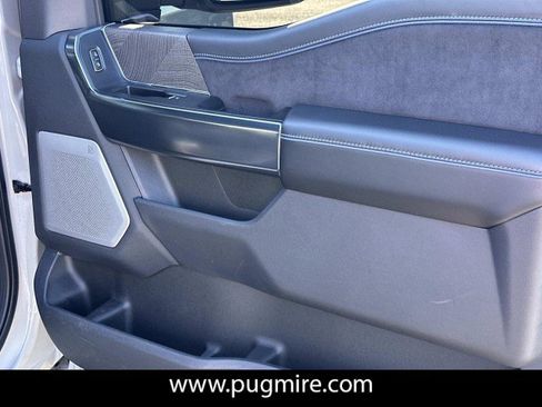 Used 2025 Ford F250 Platinum image 14