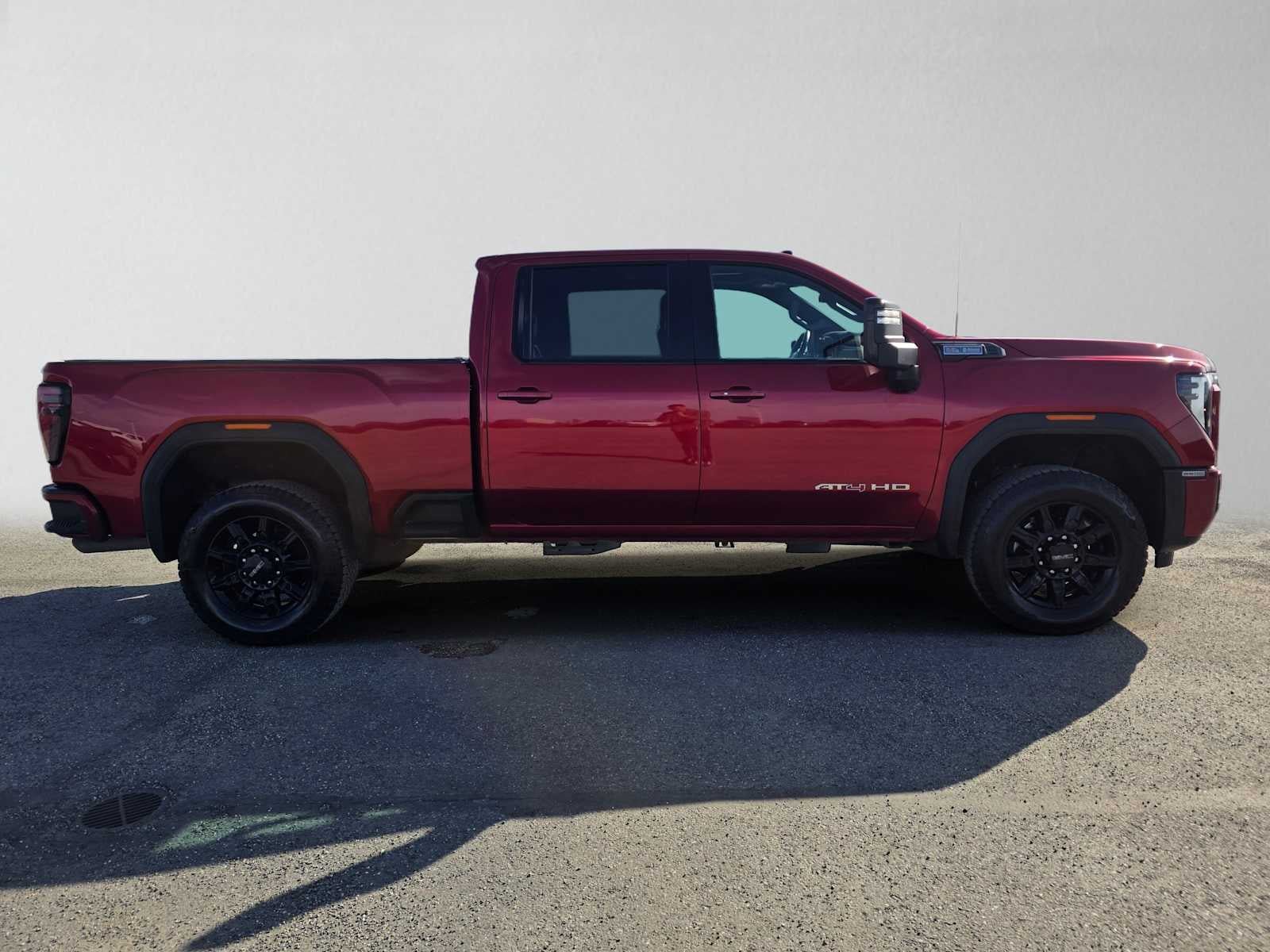 Certified 2025 GMC Sierra 2500 AT4 w/ AT4 Premium Plus Package AWD/4WD image 2