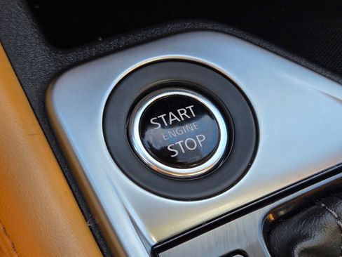 Used 2025 Nissan Sentra SV w/ SV Premium Package FWD image 28