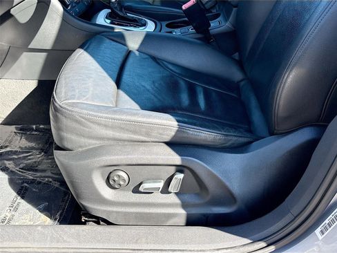 Used 2018 Audi Q3 2.0T Premium image 18