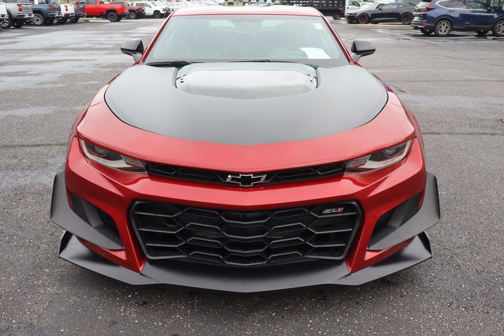 Used 2022 Chevrolet Camaro ZL1 RWD image 32