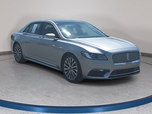 Used 2020 Lincoln Continental w/ Premium Package FWD image 3