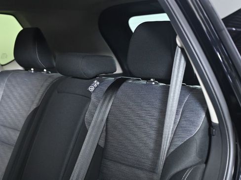 Used 2023 Nissan Rogue SV image 28