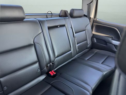 Used 2019 Chevrolet Silverado 2500 LTZ w/ Duramax Plus Package image 18