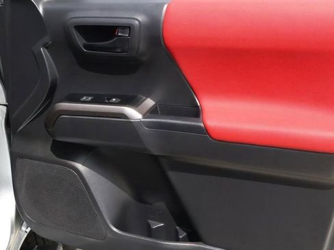 Used 2023 Toyota Tacoma SR5 RWD image 18