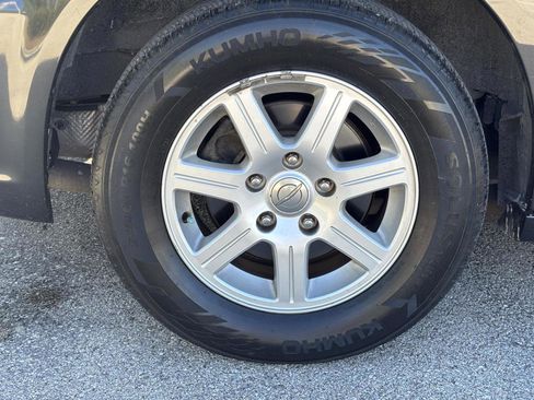 Used 2011 Chrysler Town & Country Touring w/ Security Group image 35