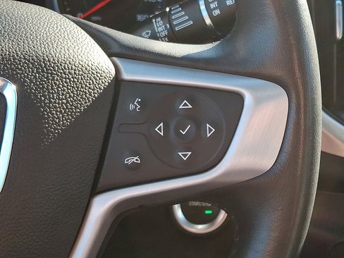 Used 2022 GMC Terrain SLT w/ Infotainment Package II image 24