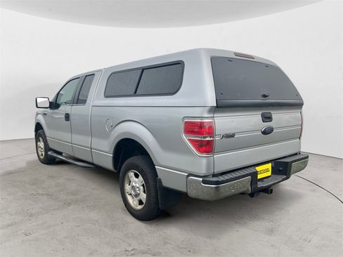 Used 2011 Ford F150 XLT w/ XLT Convenience Pkg image 3