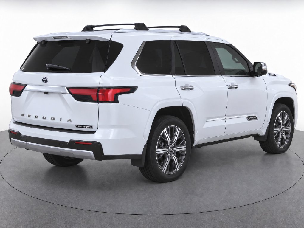 Used 2025 Toyota Sequoia Capstone AWD/4WD image 6