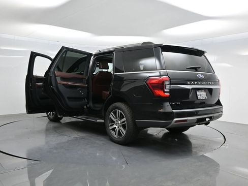 Used 2022 Ford Expedition Limited image 57