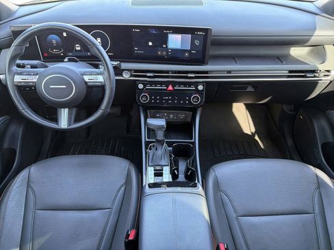 Used 2025 Hyundai Santa Cruz Limited AWD/4WD image 12
