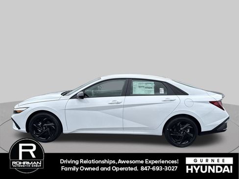 Used 2026 Hyundai Elantra Sport FWD image 5