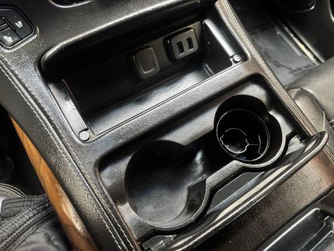 Used 2020 GMC Yukon XL Denali w/ Denali Ultimate Package image 29