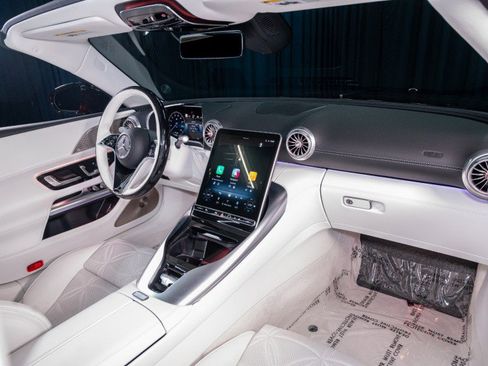 Certified 2026 Mercedes-Benz Maybach SL 680 image 8