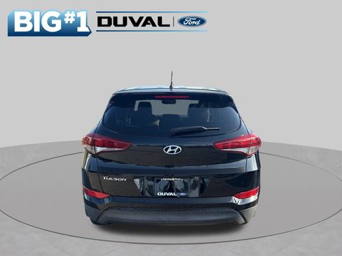 Used 2018 Hyundai Tucson SE w/ Cargo Package FWD image 8