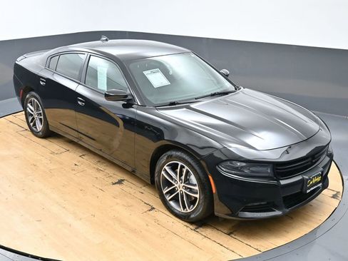 Used 2019 Dodge Charger SXT AWD/4WD image 42