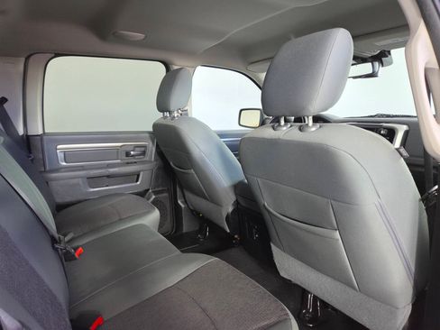 Used 2016 RAM 1500 Big Horn AWD/4WD image 32