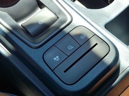 Used 2022 Ford Maverick Lariat w/ Lariat Luxury Package FWD image 25